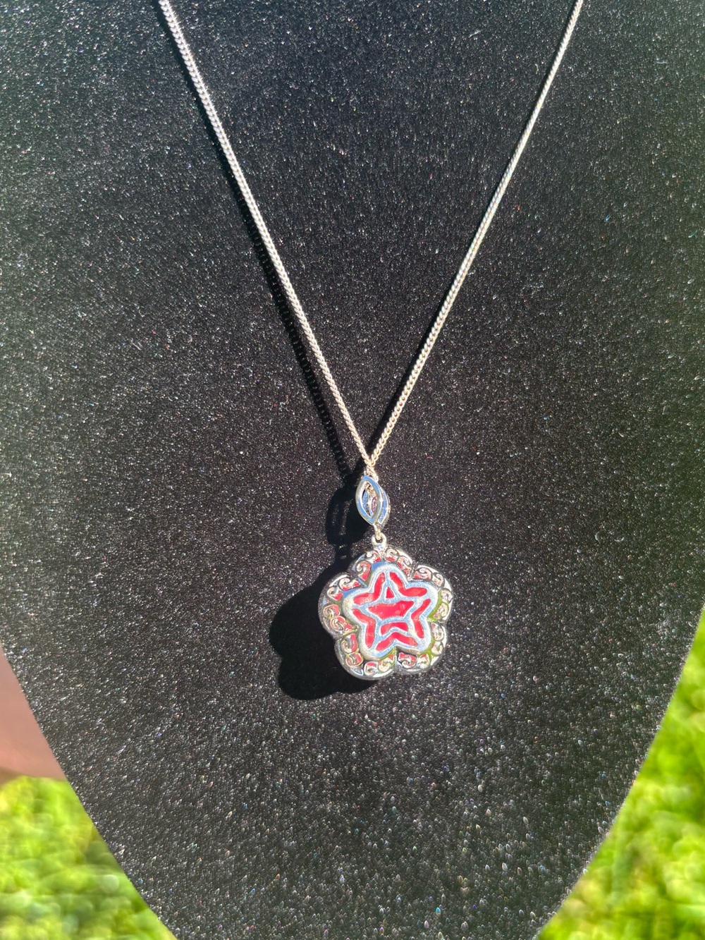 Pink jade necklace. - Picture 10 of 12